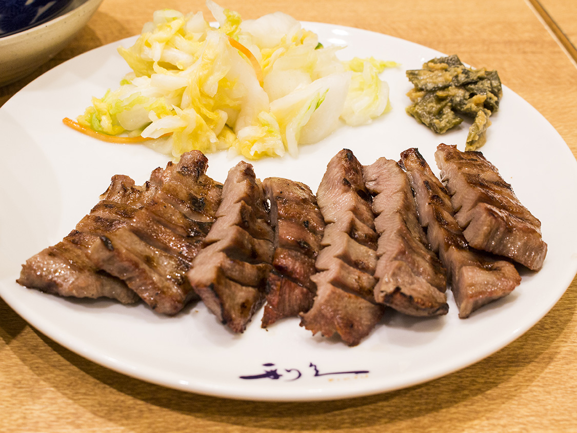 梅田やハルカスで牛たん定食を食べるなら専門店の「利休」で決まり！