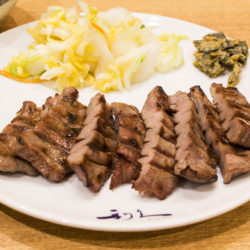 梅田やハルカスで牛たん定食を食べるなら専門店の「利休」で決まり！